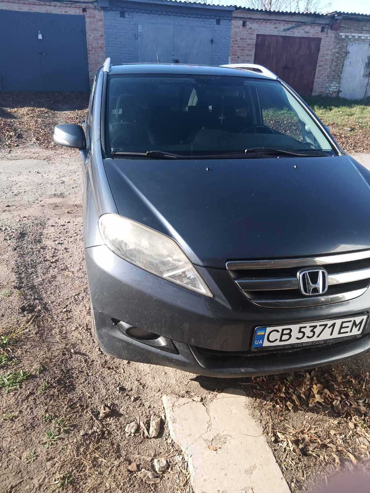 Продам Honda FR-V