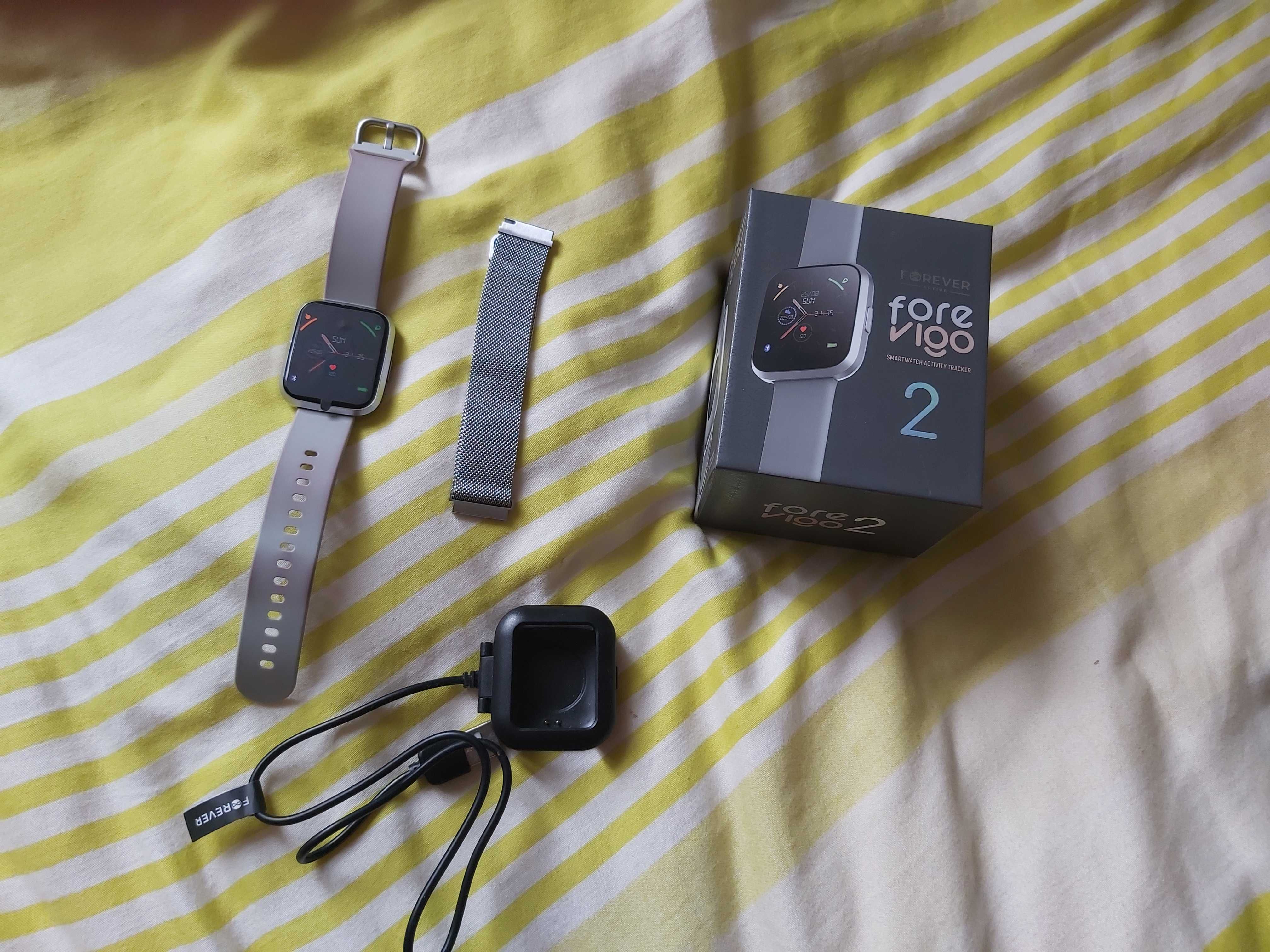 Zegarek smartwatch szary FOREVER ForeVigo 2 SW-310 +  srebrny pasek