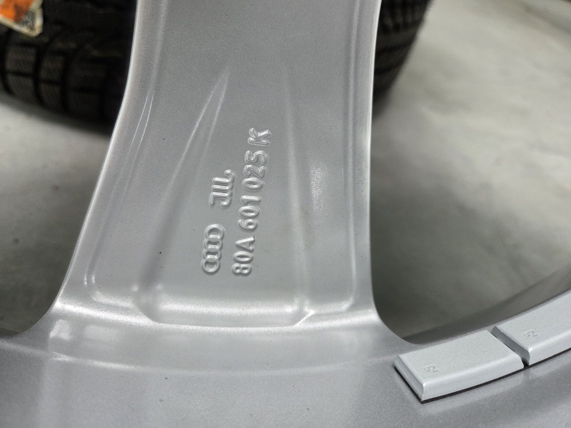 Nowe Oryginalne Koła zimowe 19 Audi Q5 Michelin 2023r