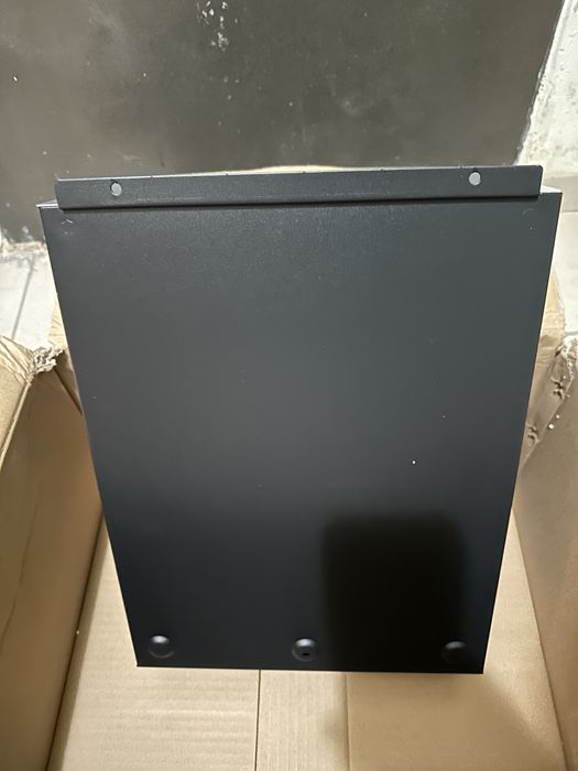 Гібридний інвертор Vevor 3000VA / 2400W