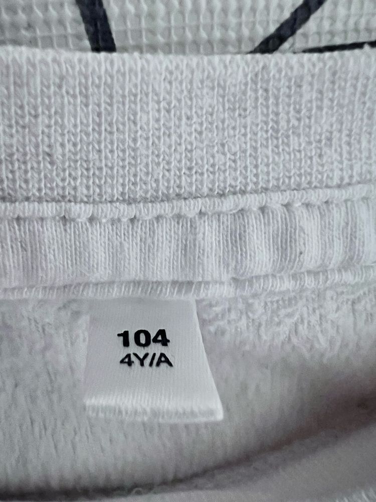 Pijama Polar C&A da Porquinha Peppa - 4 anos