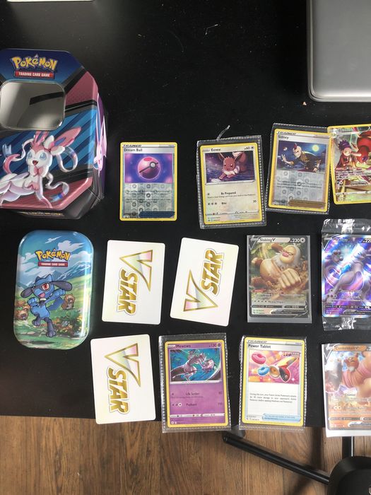 Karty pokemon kolekcjonerskie