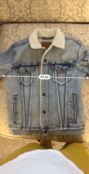 Kurtka dżinsowa type iii trucker z kożuszkiem Levi's M