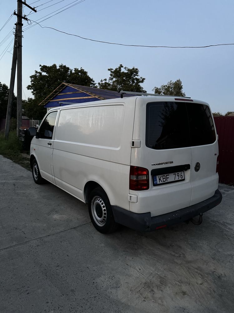 Volkswagen T5 2007 1.9d