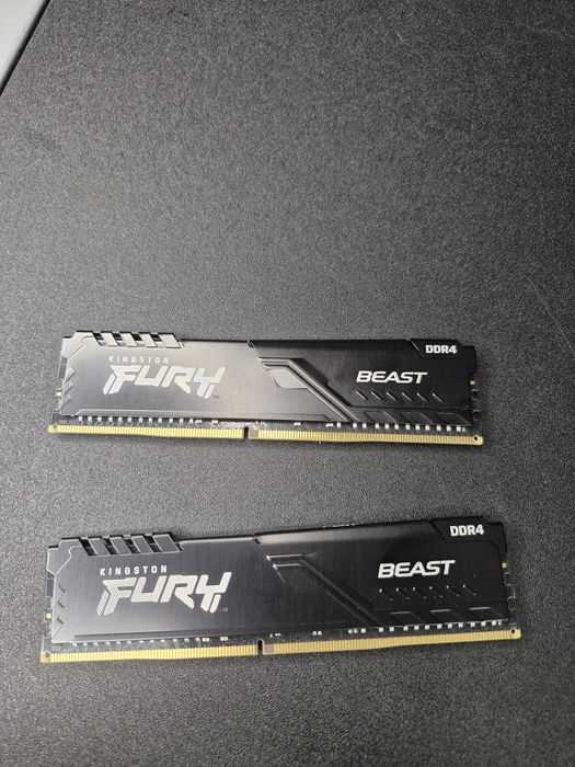 Kingston FURY 64 GB (2x32GB) DDR4 3600 MHz Beast