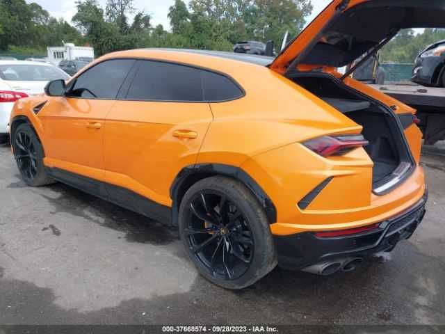 Lamborghini Urus 2021