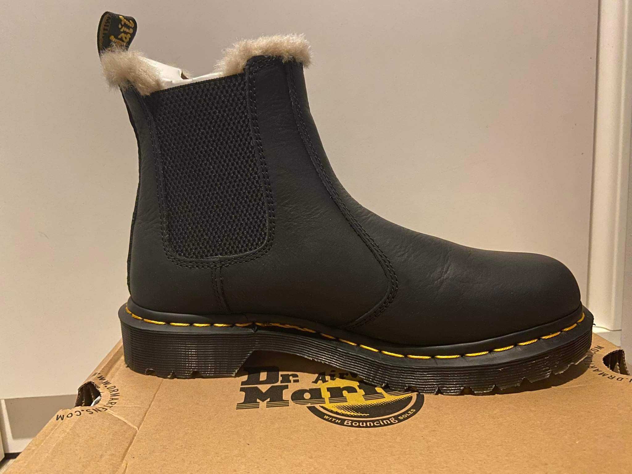 Dr. Martens 2976 LEONORE black