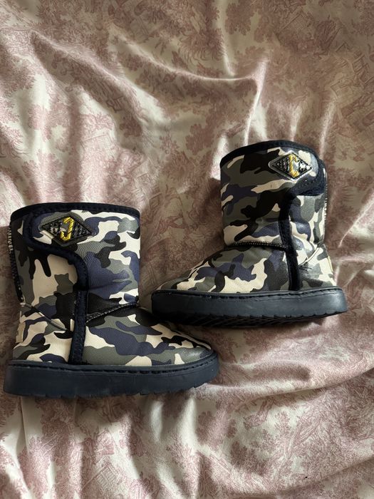 Угі на хлопчика,в  гарному стані !