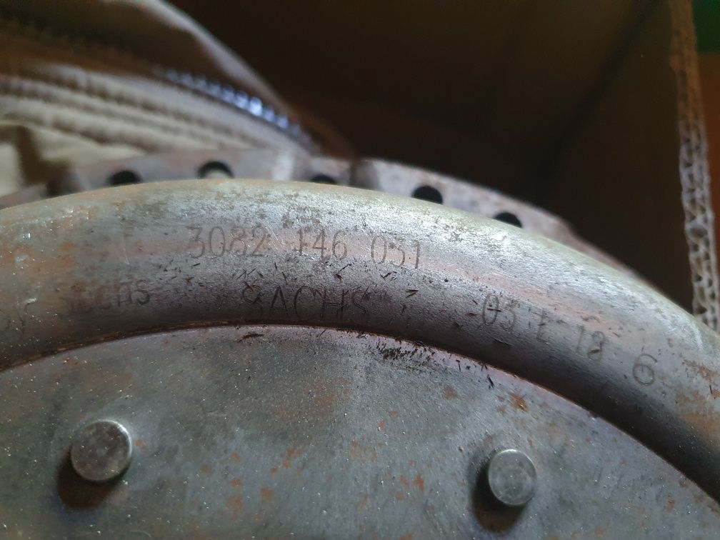Комплект щеплення SACHS Audi 100, 80, b2 b3 Passat b2, Santana Маховик