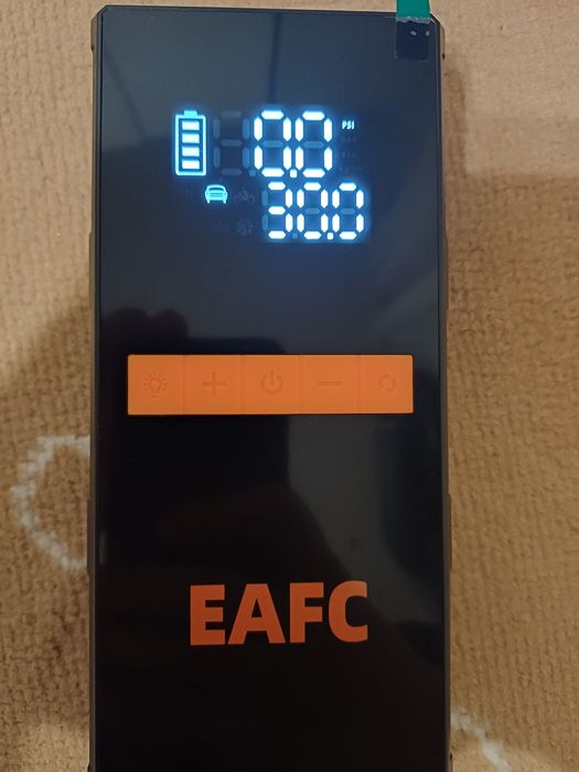 Urządzenie rozruchowe booster z kompresorem