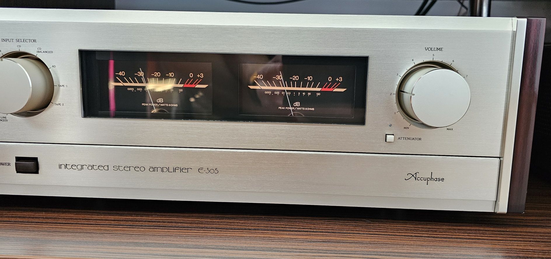 Legenda Accuphase E305 Vintage piękny pedantyczny stan pełen Serwis