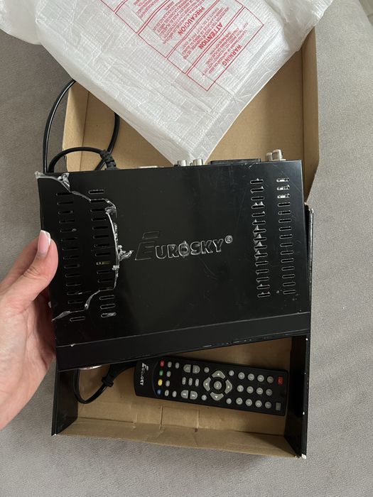 Продам тюнер ресивер