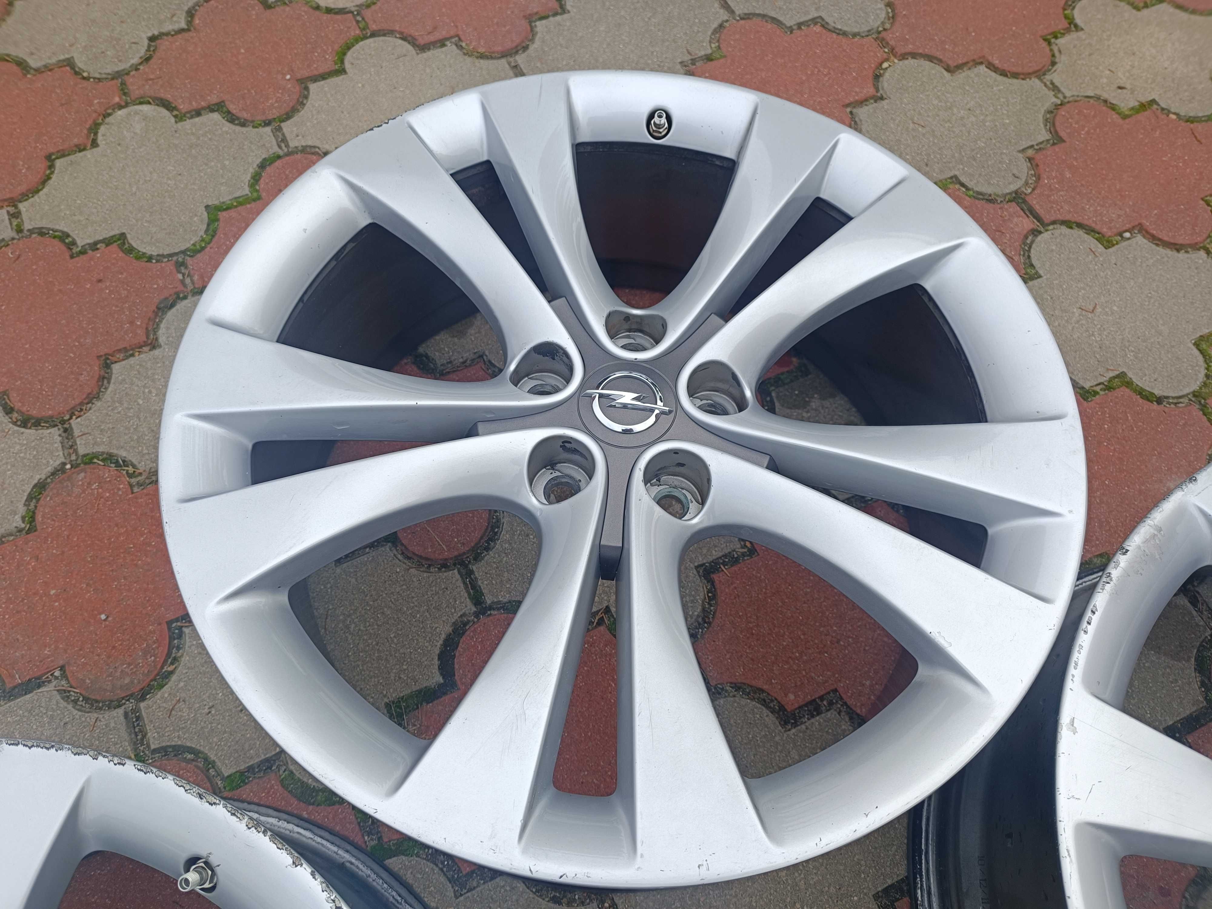 INSIGNIA A FELGI  20" OPC 5X120 ET45 opel czujniki