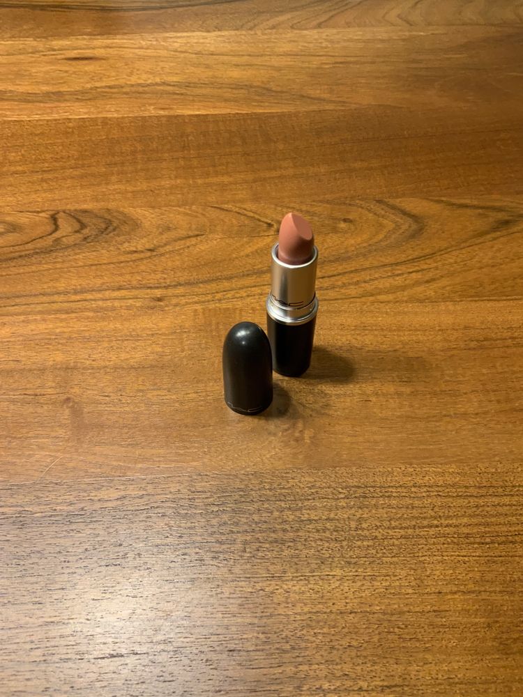 Batom da Mac - originais e novos - Gel/Rubywoo/ Saint German