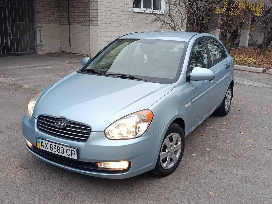 Hyundai Accent c оригинальным пробегом 100 т.км в хорошем состоянии