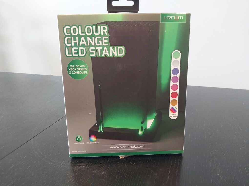 Podstawka Pod Konsolę XBOX Series X Stacja Dokująca Podświetlana LED