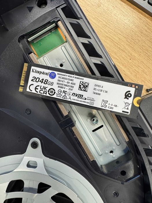 Konsola PS5 CFI-1216A + 2TB M.2 SSD + DualSense + USB-C + HDMI