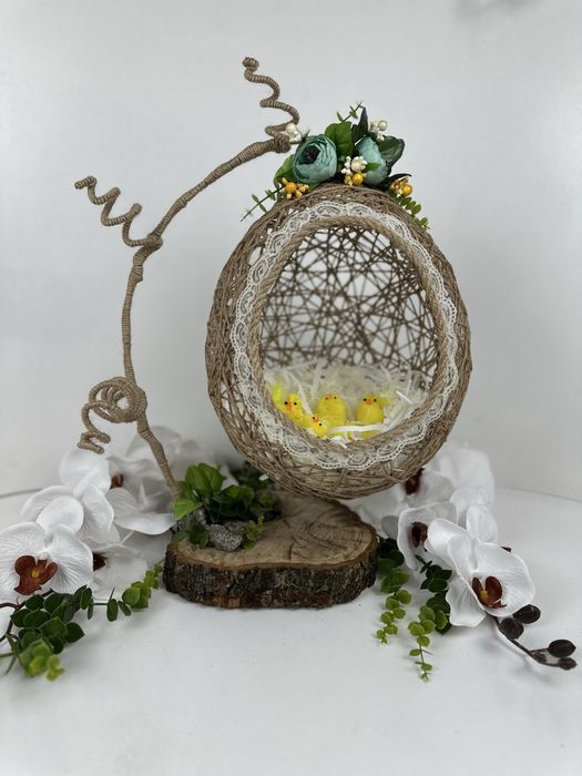 Пасхальний декор , гойдалка для ляльки