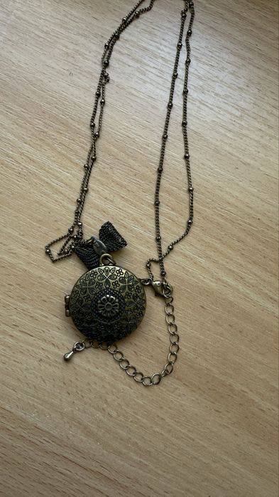 Старовинний підвіс