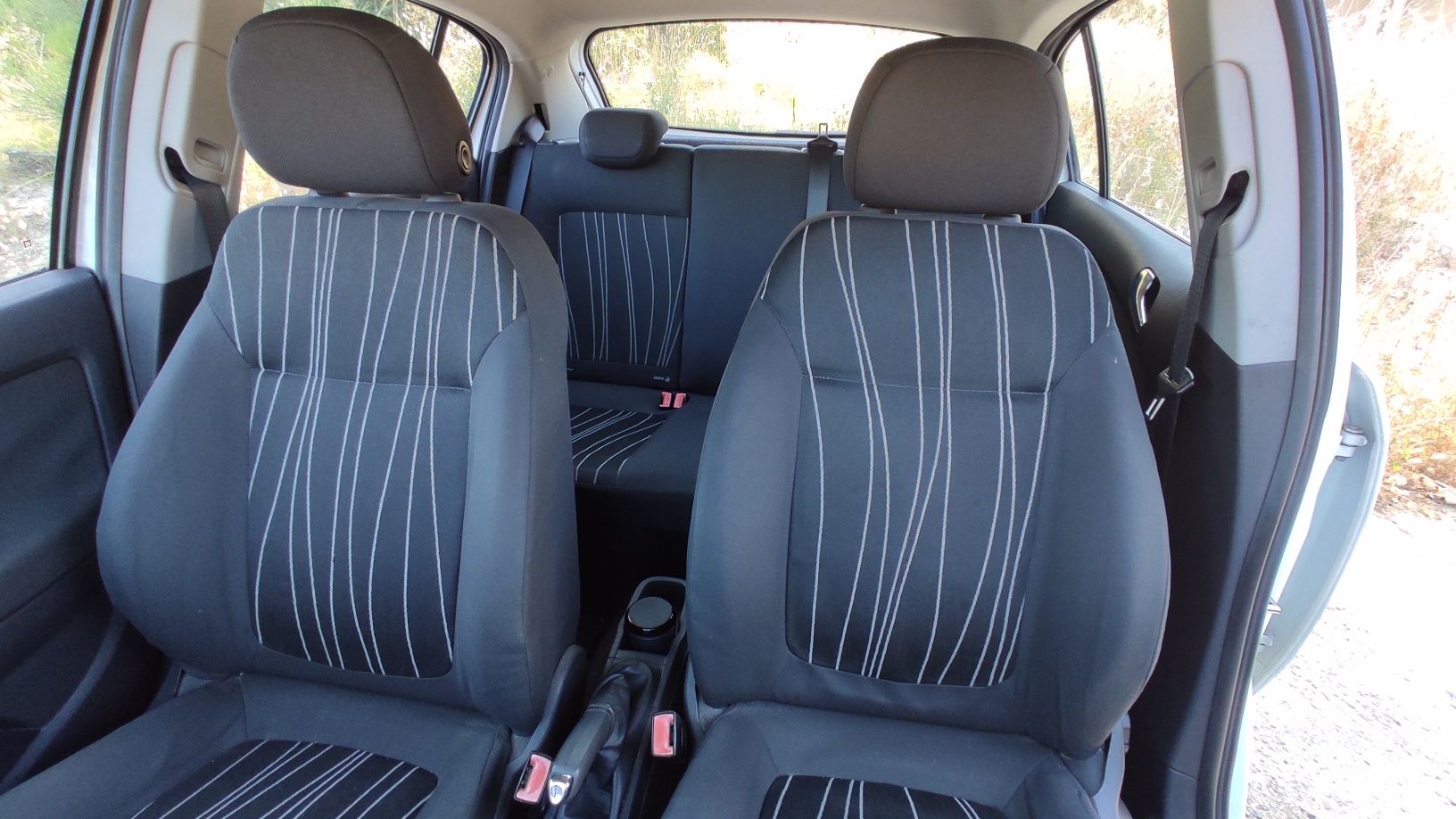 Opel corsa apenas 85.568Kms!