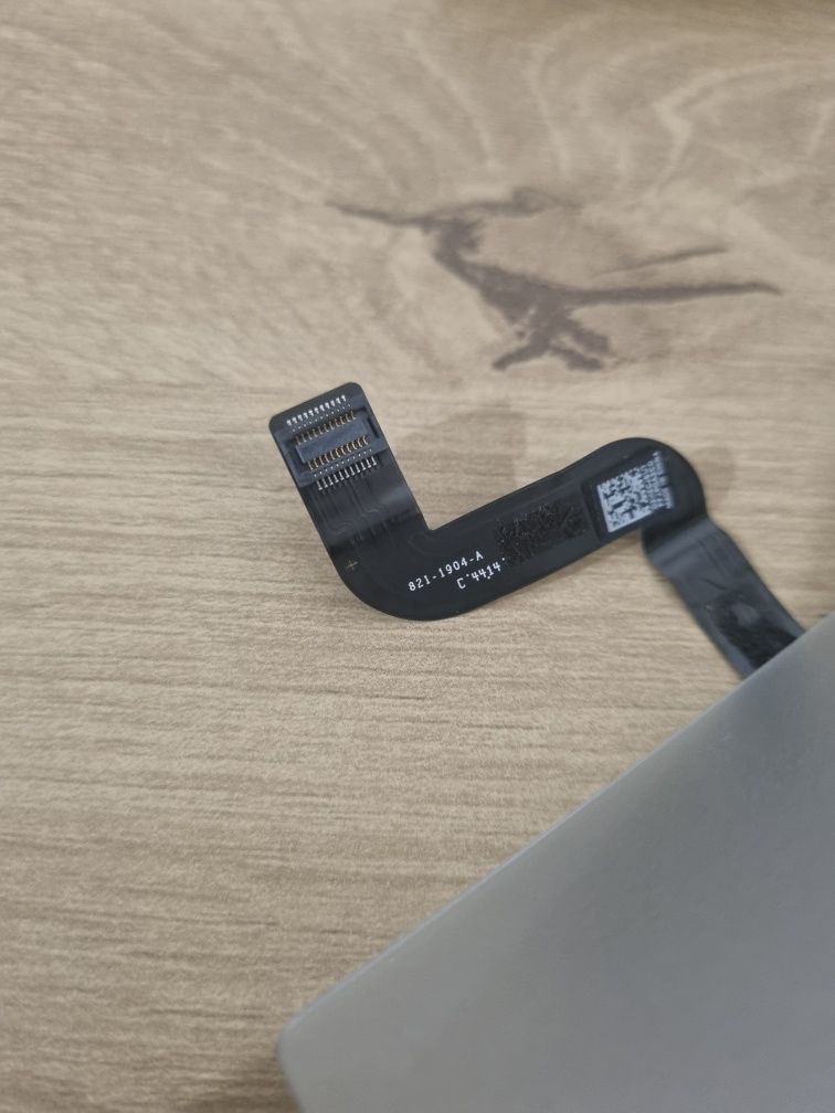 Touchpad, trackpad,  gładzik i kabe model  do MacBook A1398 Pro