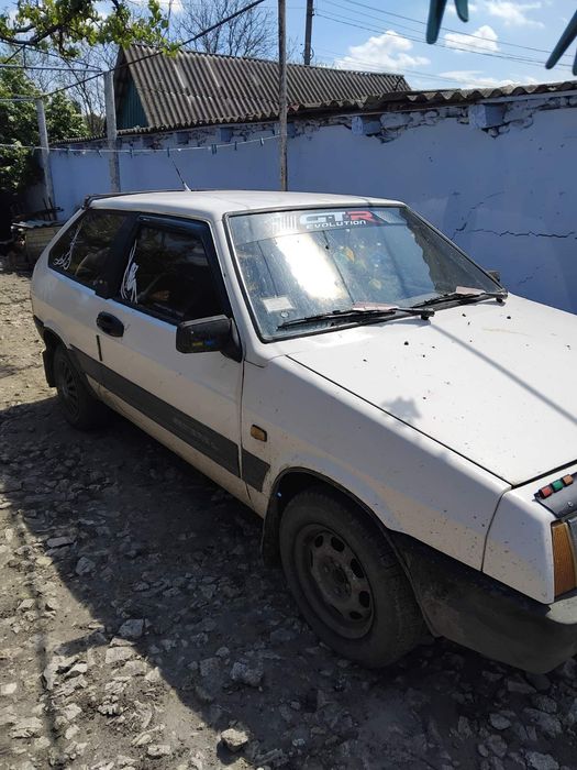 Продам ВАЗ 2108.Зроблена як для себе.