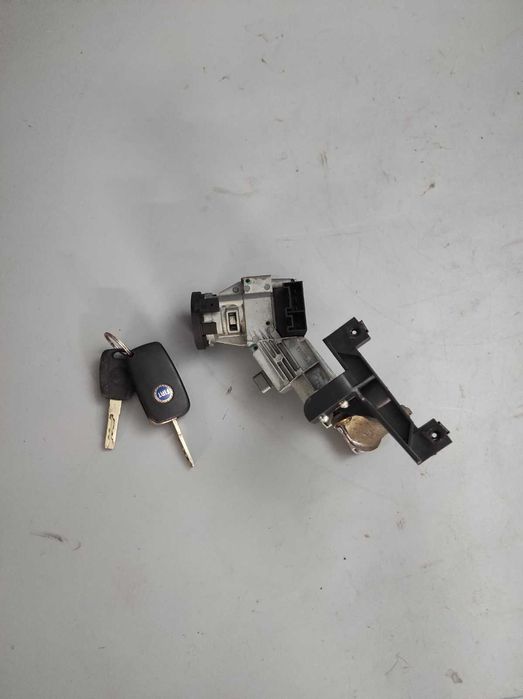 FIAT GRANDE PUNTO, Stacyjka, kluczyk, OE: 517.499.98B365