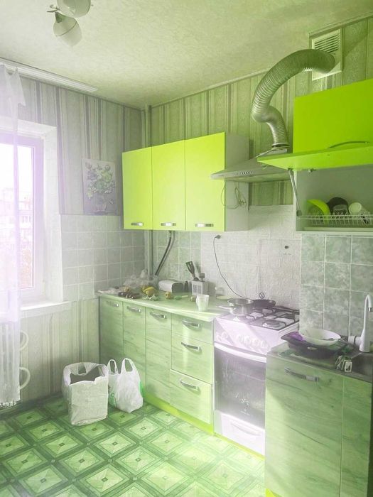 Срочно продается 2-х комнатная квартира