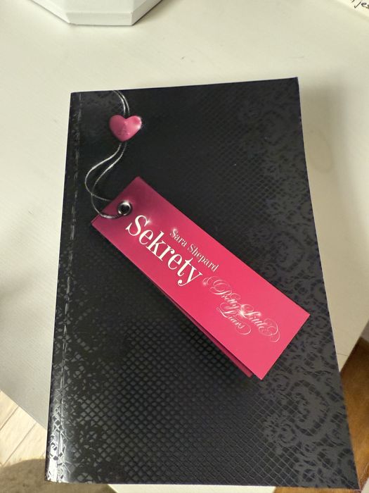 Książka „Sekrety- Pretty Little Liars”