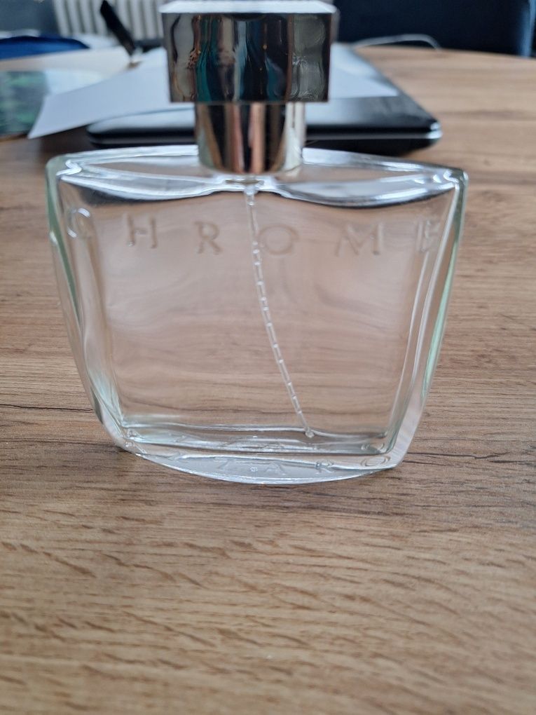Pusty flakon  Azzaro Chrome