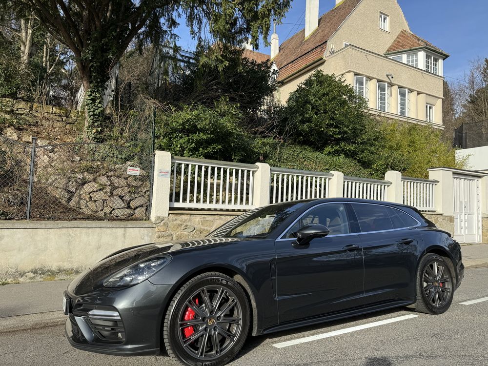 Porsche Panamera Turbo