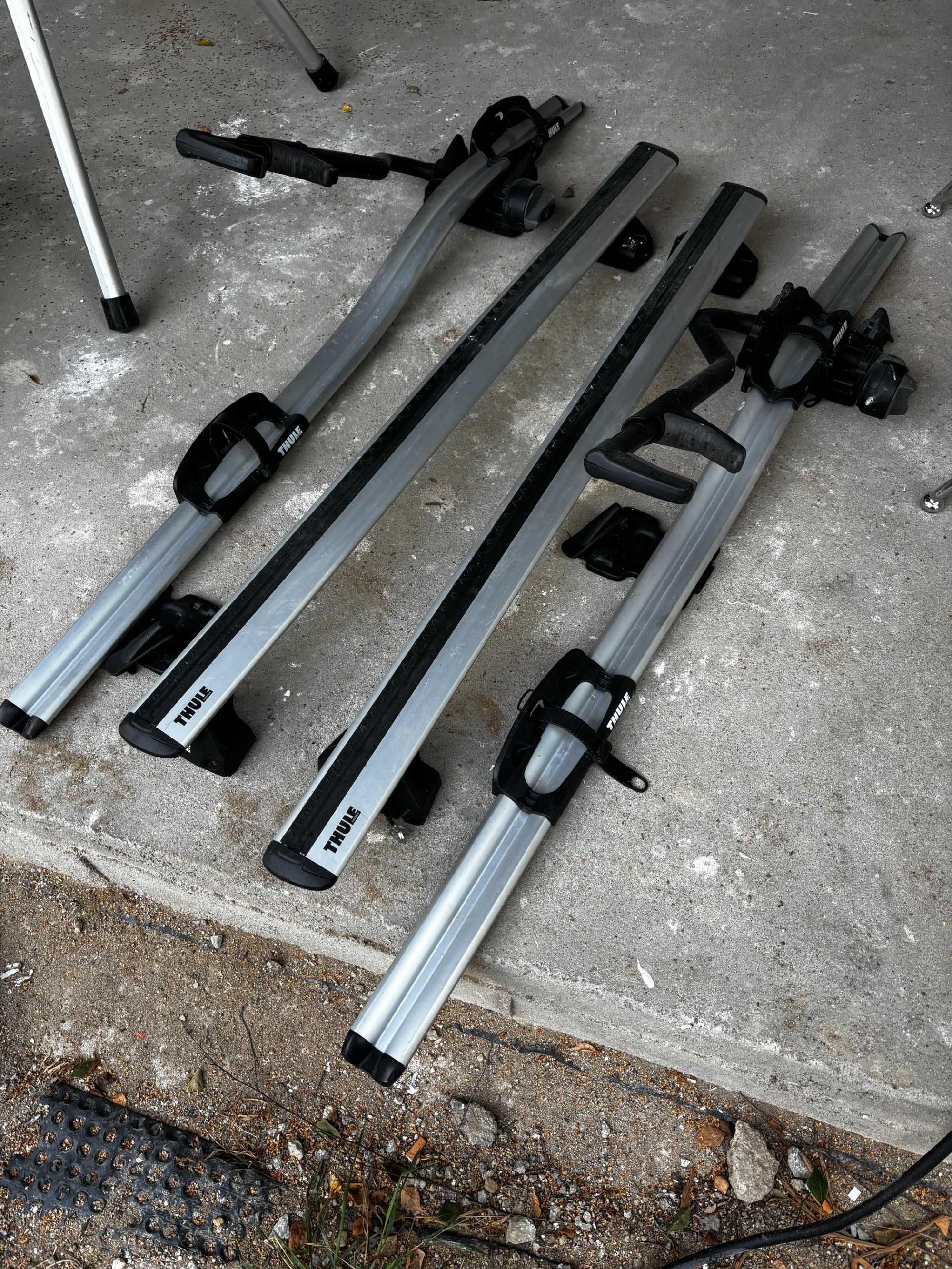 Bagażnik dachowy na rowery THULE Wingbar + THULE ProRide do Volvo