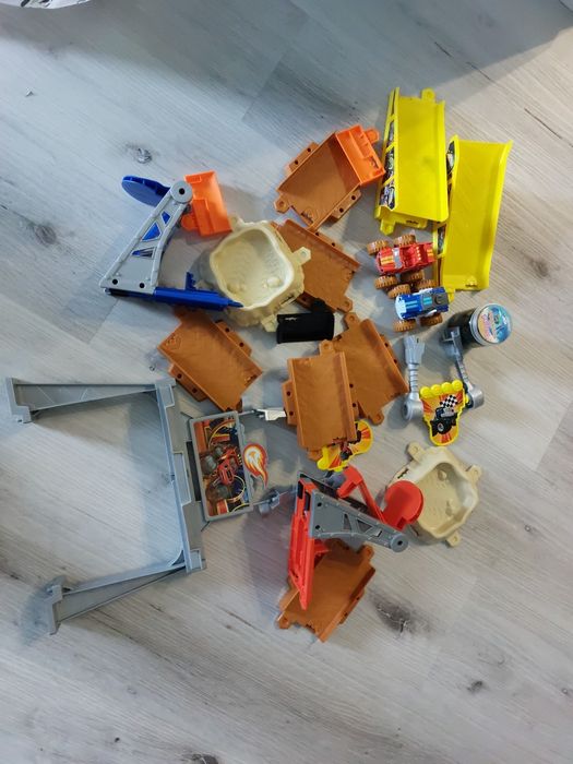 Tor samochodowy i wyścigowy blaze i mega maszyny