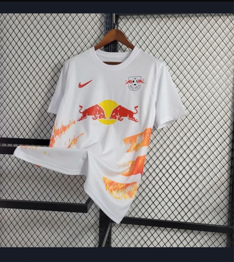 Blusa nike red bull