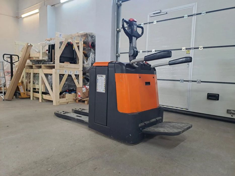 Bt Lpe240s  S/N: , Podest Operatora, Składane Oslony