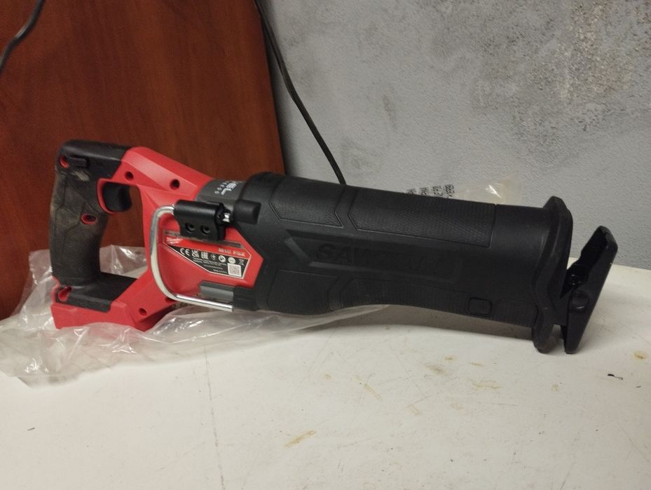 Piła szablasta Milwauke M18 FSZ