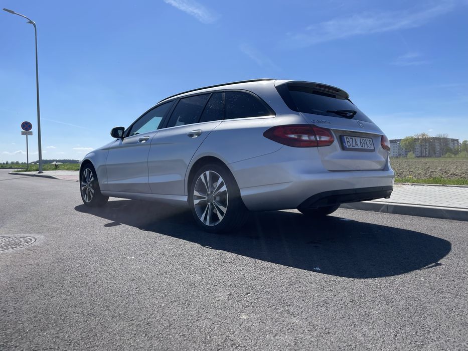 Gwarancja przebiegu, auto zakupione bylo w całości.