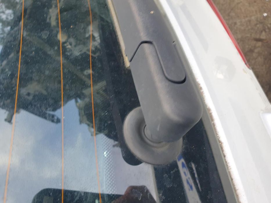 Motor limpa vidros trás RENAULT Megane IV Grandtour (K9A/M_)