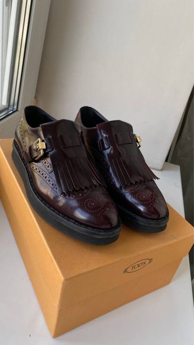 Бордові лофери  TODS