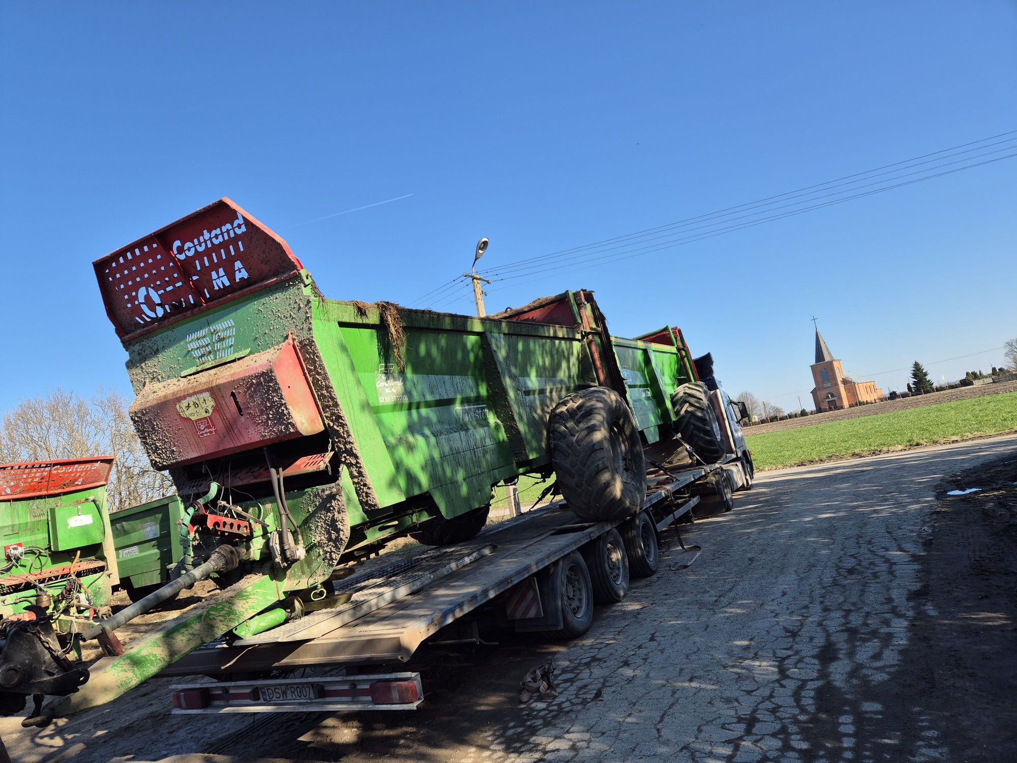 Wynajem Sprzętu Rozrzutnika Obornika,8-20 ton . Do wapna, Transport .