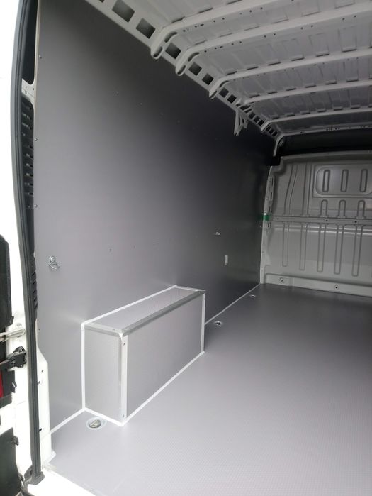 Zabudowy samochodów dostawczych busa Jumper Ducato Boxer L3H2 KNAUTECH