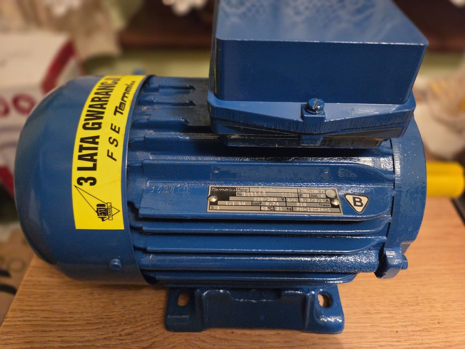 Silnik elektryczny Tamel 1,1 kW, 910 obr. Sq906L