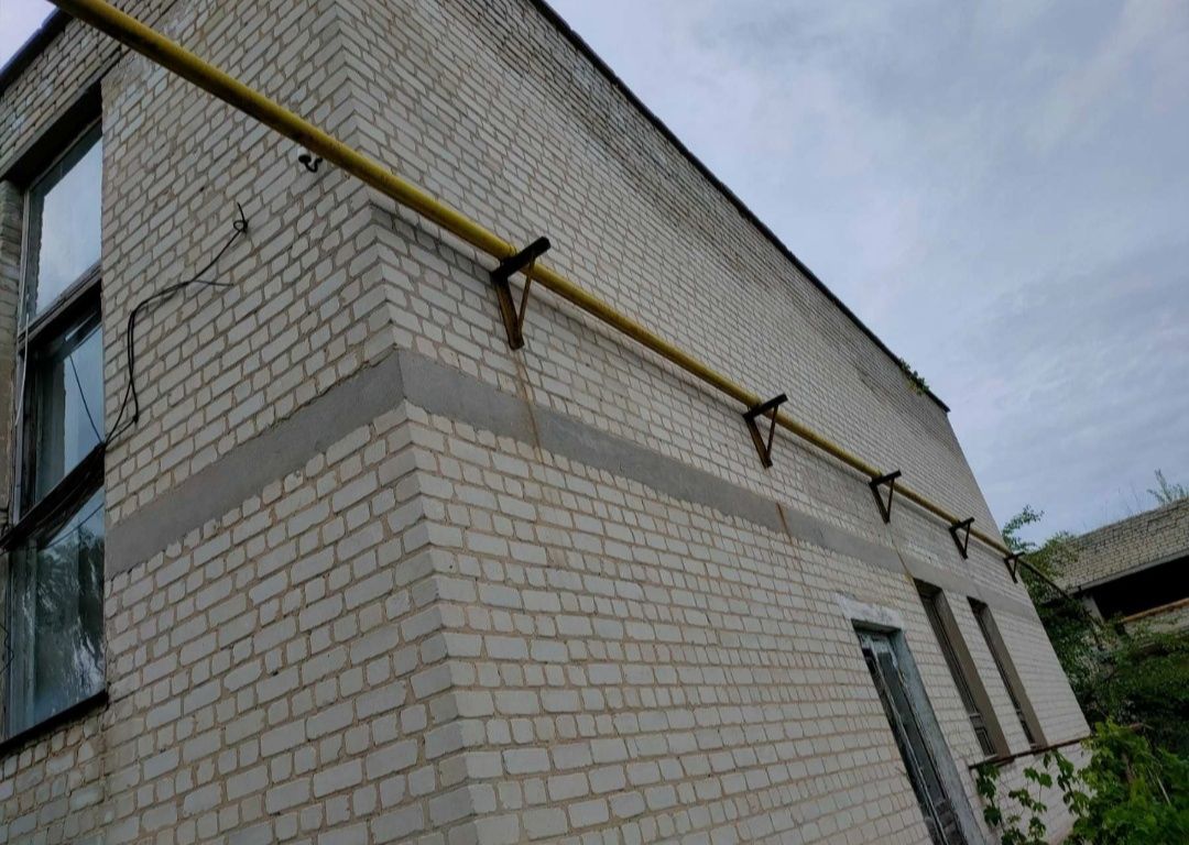 Продам виробничу базу S=3660 кв.м.,місто Тараща