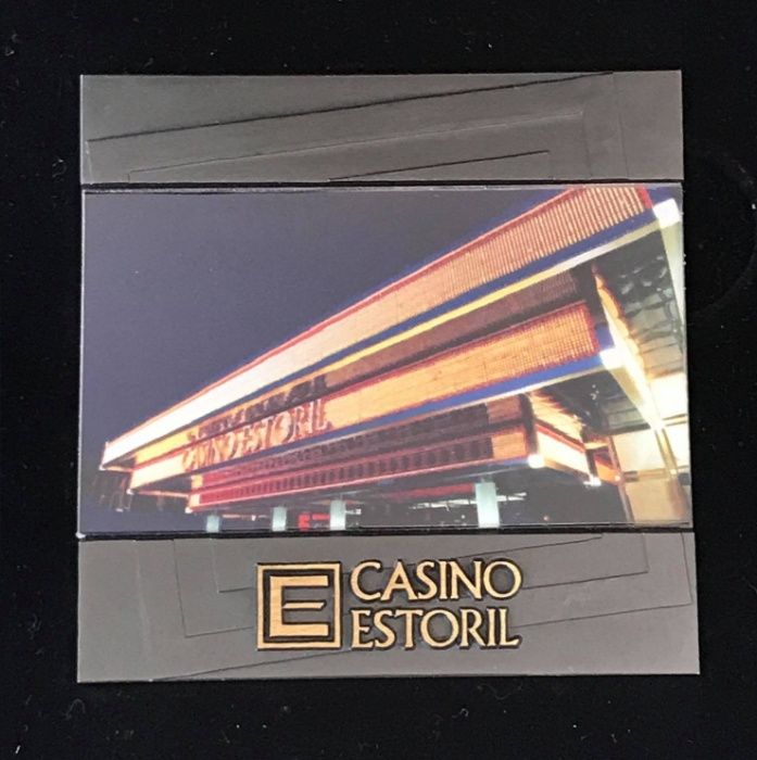 Livro 50 anos do Casino do Estoril + medalha comemorativa