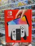 Konsola Nintendo Switch Oled / Kolor Biały / Używana / Sklep z grami