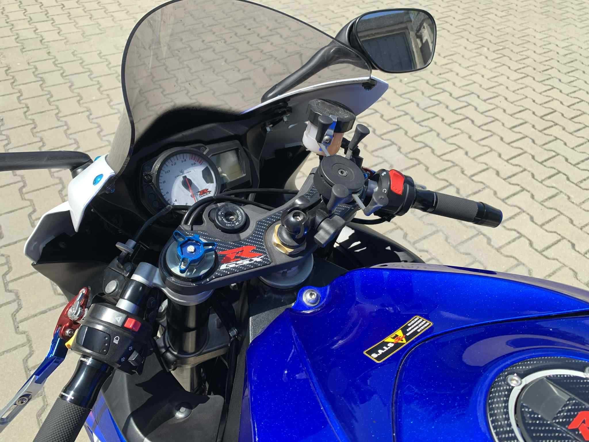 Suzuki GSX-R 750 K7