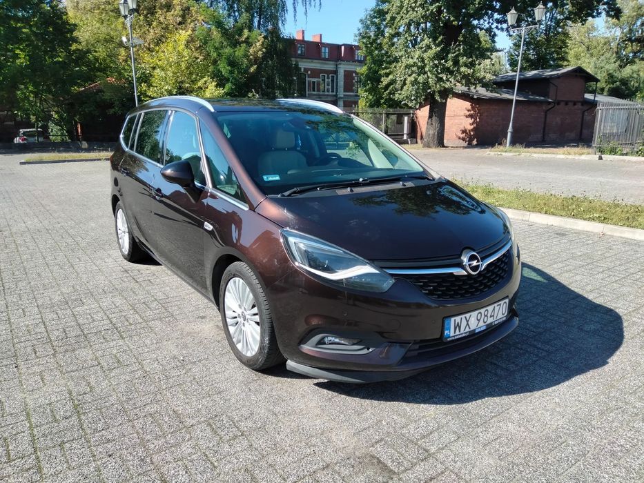 Opel Zafira Salon Polska, Bezwypadkowy.