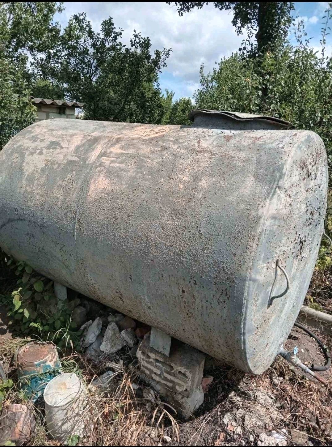Продам бочку для воды 3 куба