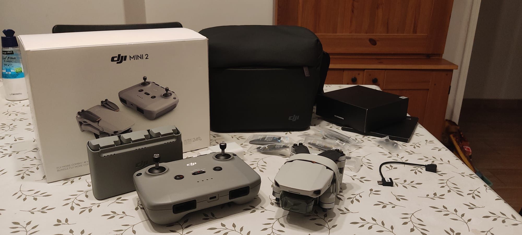 DJI MINI 2 fly more combo