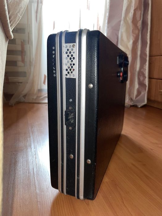 Мобильная универсальная зарядная станция